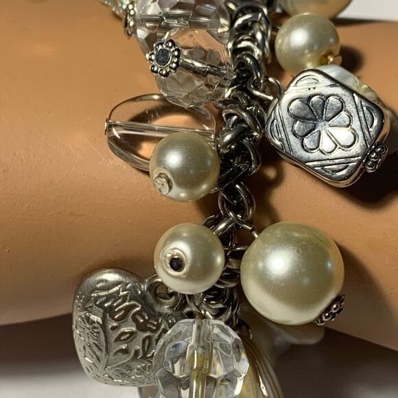 Beaded Glitzy Stretch Bracelet 2/$25 - Picture 4 of 7